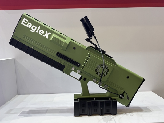 Detektor Drone Genggam 3KM-5KM 900MHz 1.5GHz 2.4GHz 5.8GHz Jammer Gun Semua Dalam Satu