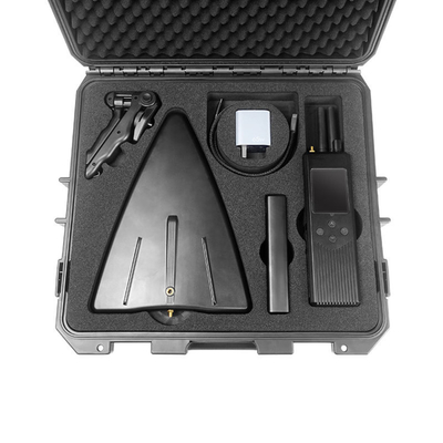 2.4GHz 5.8GHz 2000m Perangkat Deteksi Drone Handheld Sistem Peringatan Multi Akurat